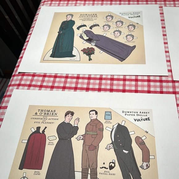DowntonAbbey Fanatics! Uncut Downton Abbey paper dolls with Downton Abbey bingo - Picture 2 of 7
